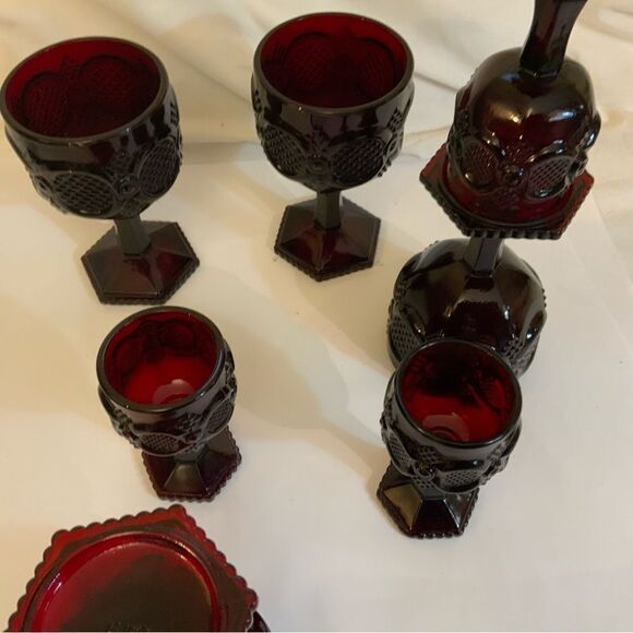 Vintage Avon Cape Cod 1876 Ruby Red Footed Cordial Glasses Goblets Set of 8 A1 - Picture 9 of 10